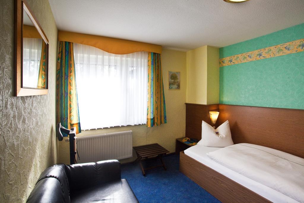 Zur Kastanie Hotel Mülheim an der Ruhr Værelse billede